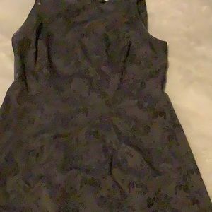 Black sleeveless dress